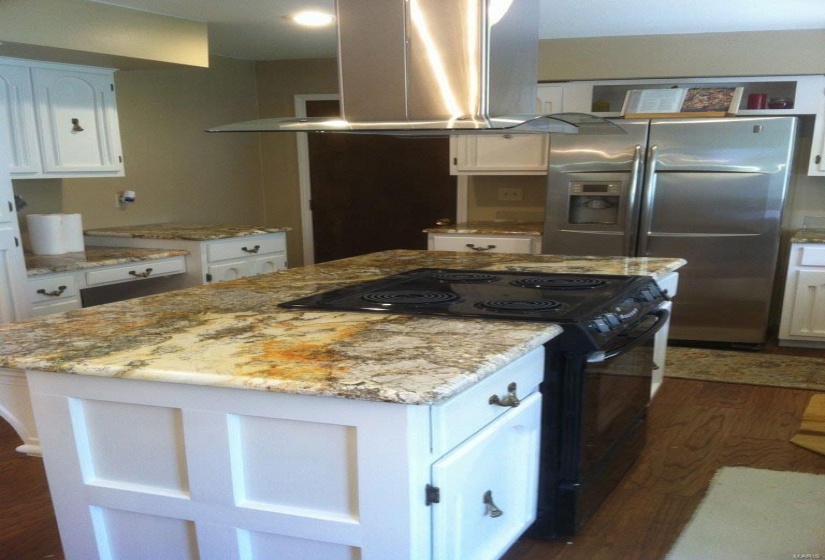 Quartz Countertops 