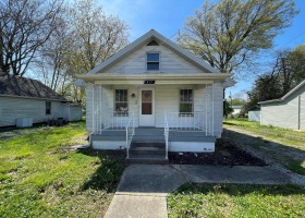 417 Moreland Street, Vandalia, Illinois 62471, 2 Bedrooms Bedrooms, 5 Rooms Rooms,1 BathroomBathrooms,Residential,For Sale,Moreland,MAR25025323
