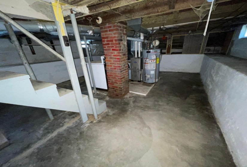 417 Moreland Street, Vandalia, Illinois 62471, 2 Bedrooms Bedrooms, 5 Rooms Rooms,1 BathroomBathrooms,Residential,For Sale,Moreland,MAR25025323