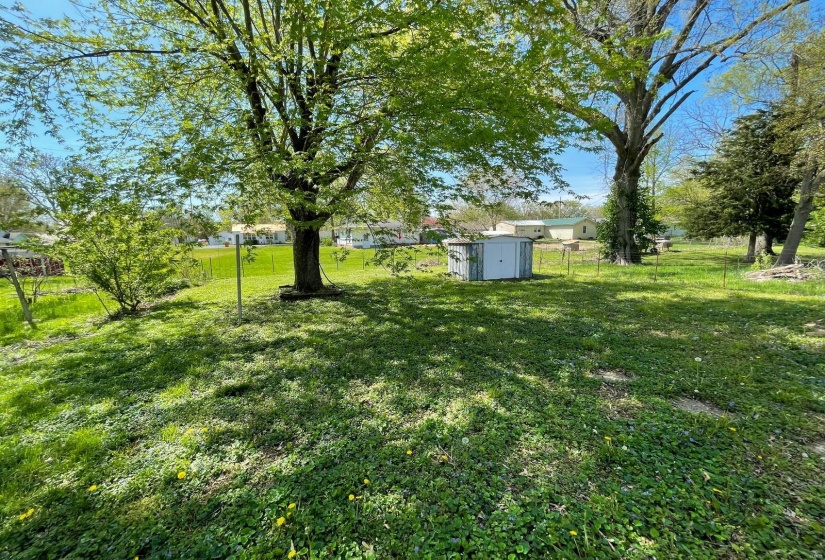 417 Moreland Street, Vandalia, Illinois 62471, 2 Bedrooms Bedrooms, 5 Rooms Rooms,1 BathroomBathrooms,Residential,For Sale,Moreland,MAR25025323