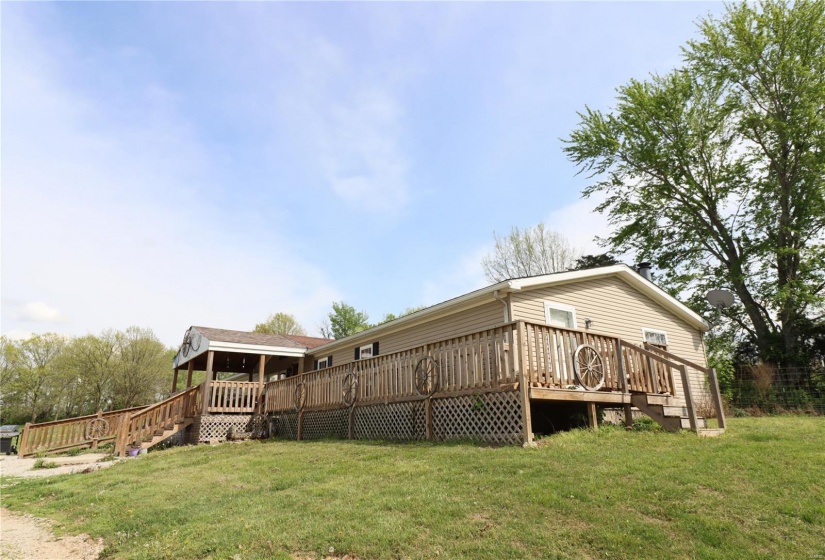 190 650 Avenue, Mulberry Grove, Illinois 62262, 3 Bedrooms Bedrooms, 10 Rooms Rooms,2 BathroomsBathrooms,Residential,For Sale,650,MAR25027118