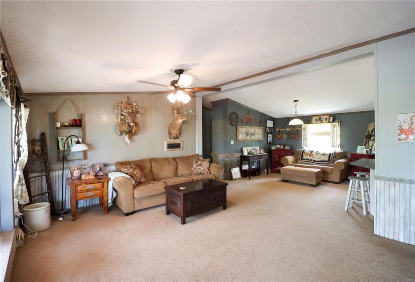 190 650 Avenue, Mulberry Grove, Illinois 62262, 3 Bedrooms Bedrooms, 10 Rooms Rooms,2 BathroomsBathrooms,Residential,For Sale,650,MAR25027118